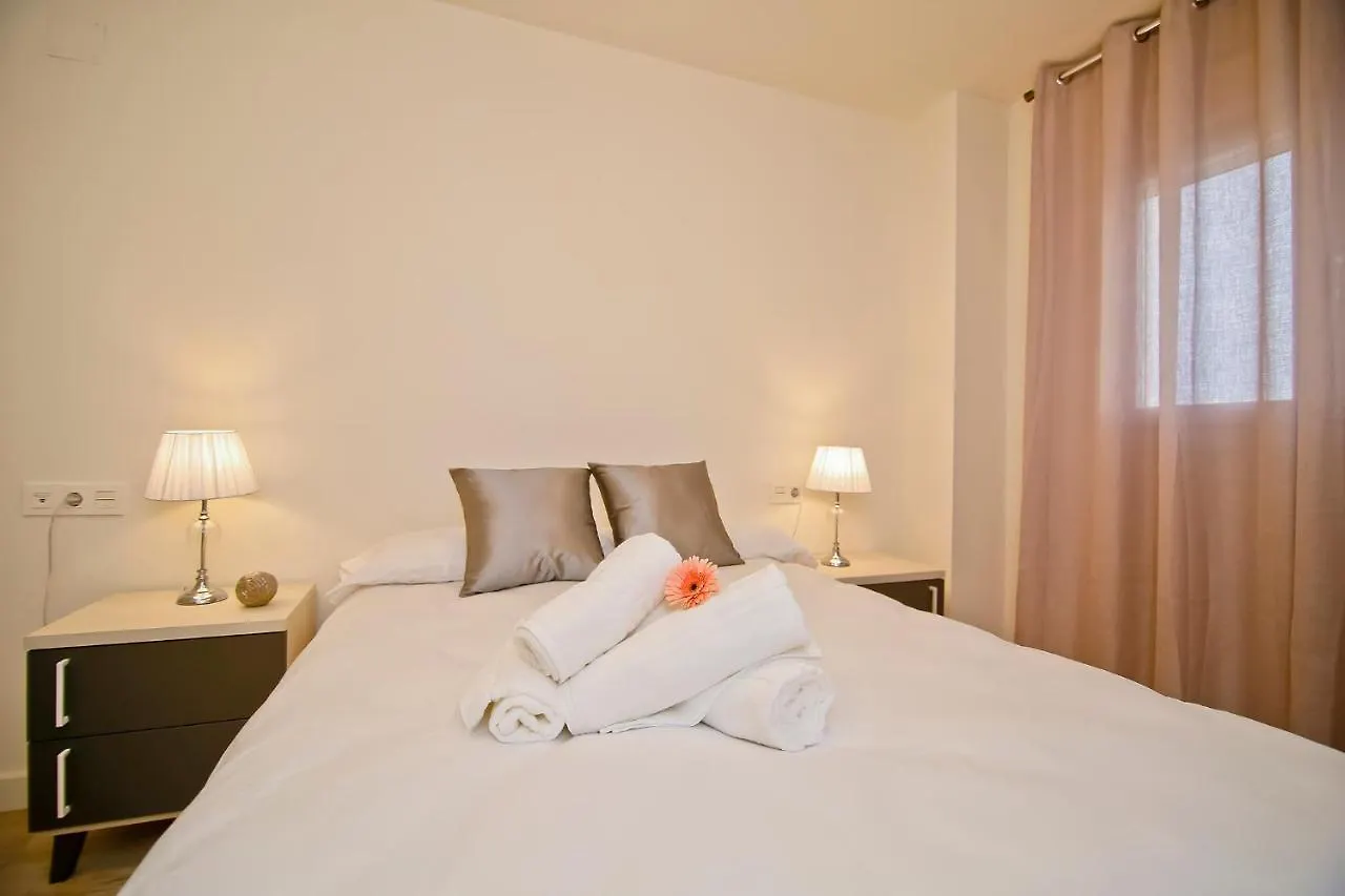 Apartamentos Rincón del Mar Torre Del Mar 0*,  España